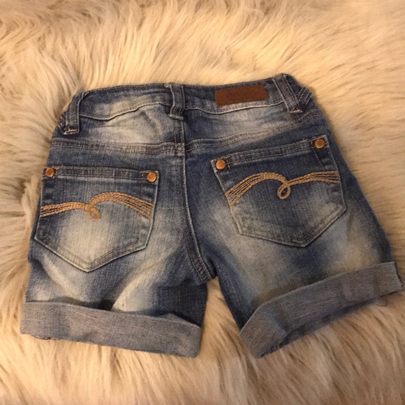 Justice Premium Jeans Shorts - Picture 2 of 2